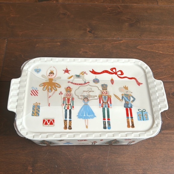 Grace Pantry Nutcracker Christmas Trees Oven Safe Covered Casserole Dish Lid - Picture 2 of 2